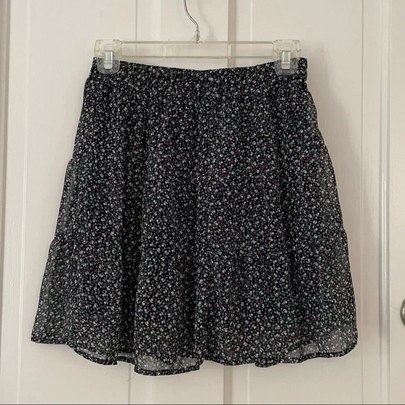 Floral Skirt - Picture 2 of 6